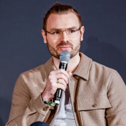 Dr. Alexander Schlüter